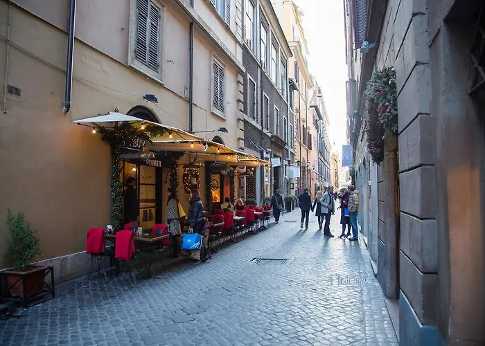 Oda ve Kahvaltı The Spanish Piazza Di Spagna 3*